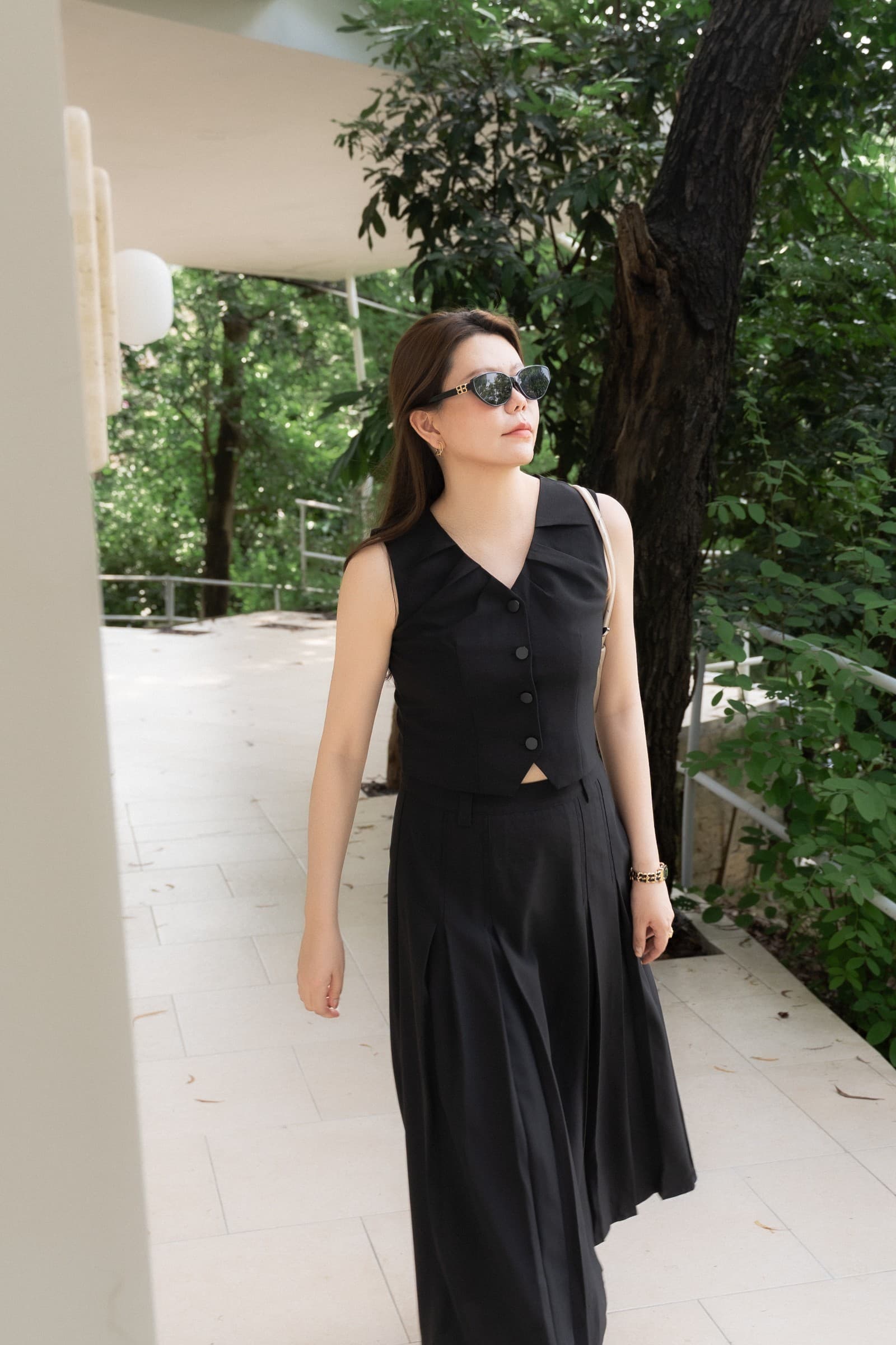 Laurel V-Neck Vest